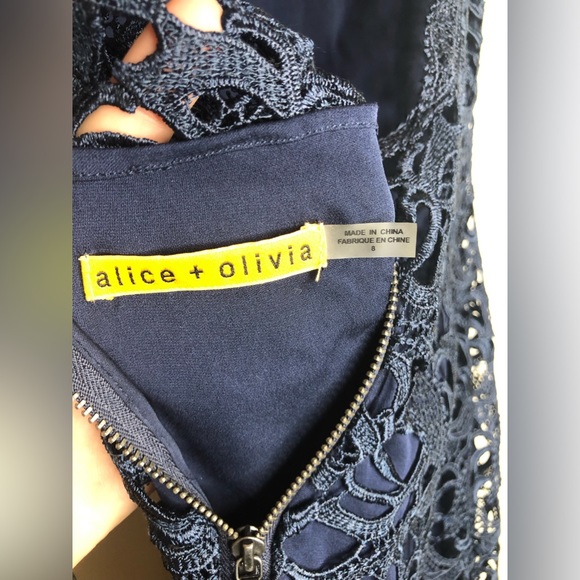 Alice + Olivia Clover Navy Blue Lace Bodycon Fitted Cut Out Mini Dress Size 8 - Picture 8 of 9